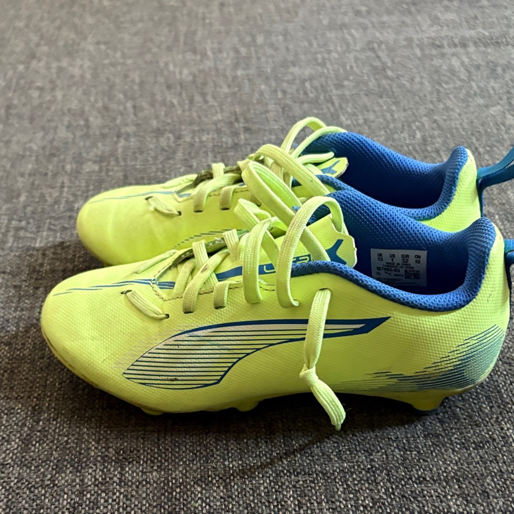 Puma Kids Cleets - Neon Yellow and Blue